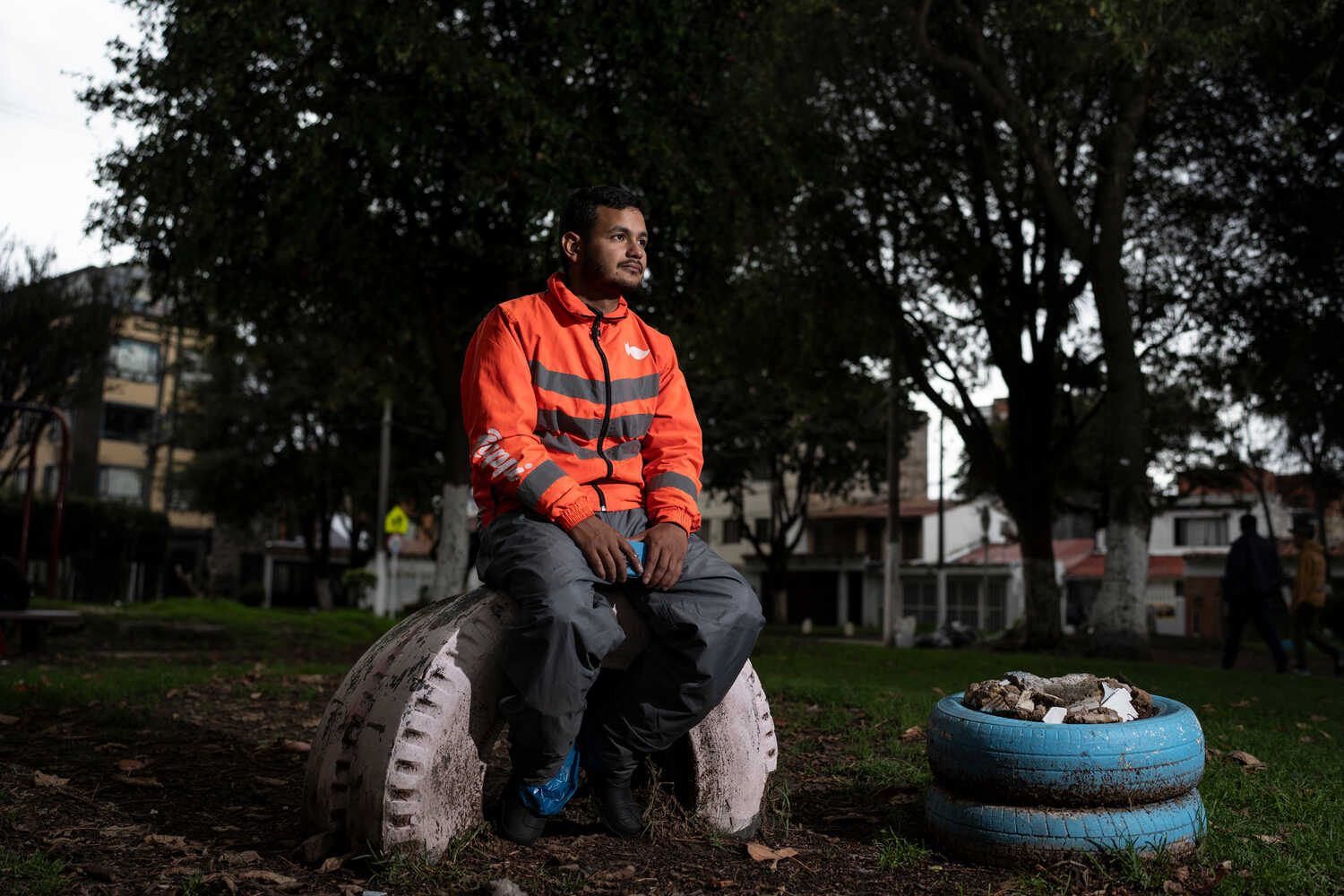 Daniel García, a Venezuelan delivery worker living in Bogotá, Colombia, decided to stay there rather than migrate to the United States after Donald J. Trump became president-elect this month.